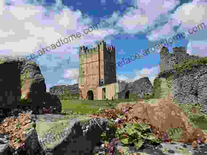 The Imposing Ruins Of Richmond Castle, Showcasing Its Grand Architecture And Historical Significance. Scenic Walks In Upper Swaledale (Walks In Kirkby Stephen District 4)